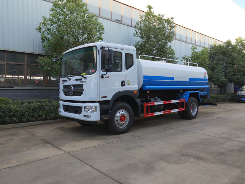 15����ˮ܇�r(ji��)�����|�L(f��ng)15����ˮ܇�N������������15����ˮ܇�S��ֱ�N