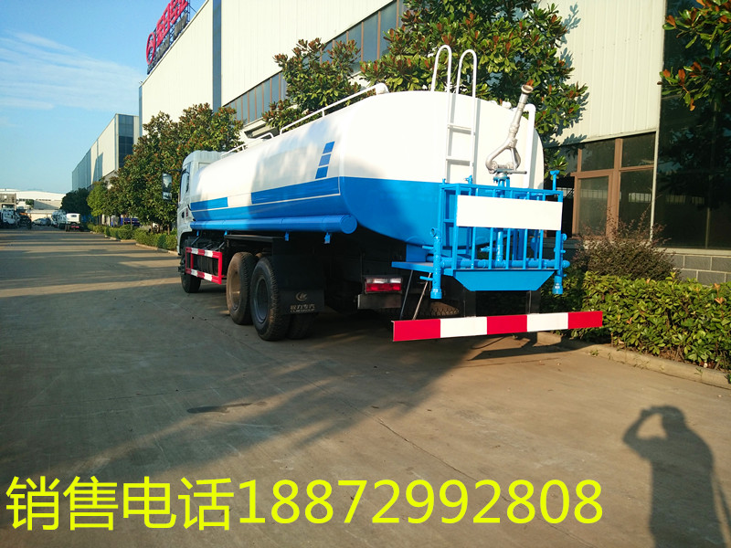 20噸灑水車(chē) 20噸灑水車(chē)
