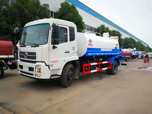 ��������ˮ܇�N���c(di��n)����������ˮ܇��(b��o)�r(ji��)���|�L(f��ng)��ˮ܇�S���N��