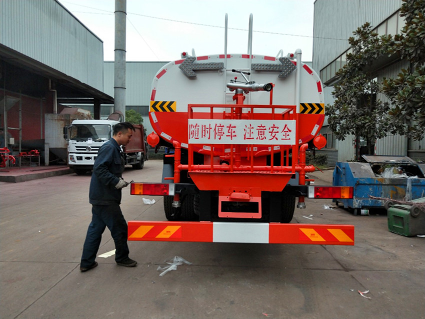 �|�L(f��ng)20����ˮ܇(ch��),20����ˮ܇(ch��)