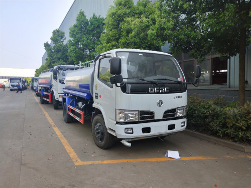 С�͞�ˮ܇(ch��)�S������ˮ܇(ch��)��(b��o)�r(ji��)����ُ(g��u)��λ