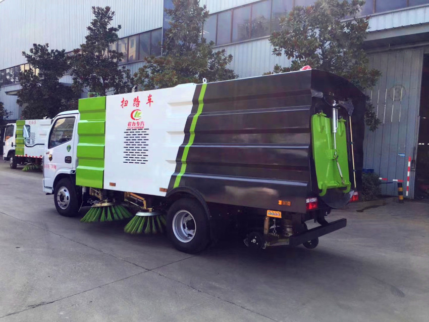 ����С������5����·܇-5����·܇�r��-������܇�W(w��ng)