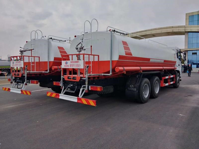 �¿�|�L(f��ng)D17���p��20������ˮ܇