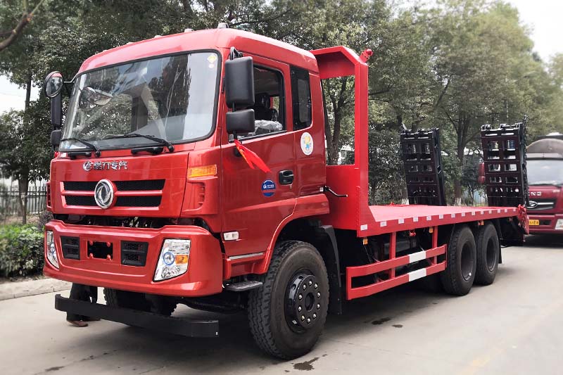 �|�L(f��ng)�A����݆�ڙCƽ����܇-�|�L(f��ng)�ڙCƽ����܇�r��-��������