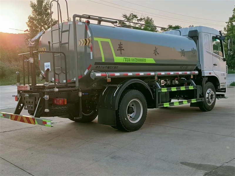 �|�L(f��ng)12����ˮ܇-�|�L(f��ng)12��������ڞ�ˮ܇-����ӯͨ