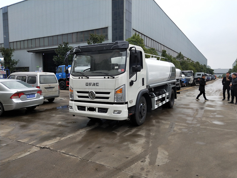 10���Ğ�ˮ܇�����X-- 10���Ğ�ˮ܇�r�����P(gu��n)��Ϣ