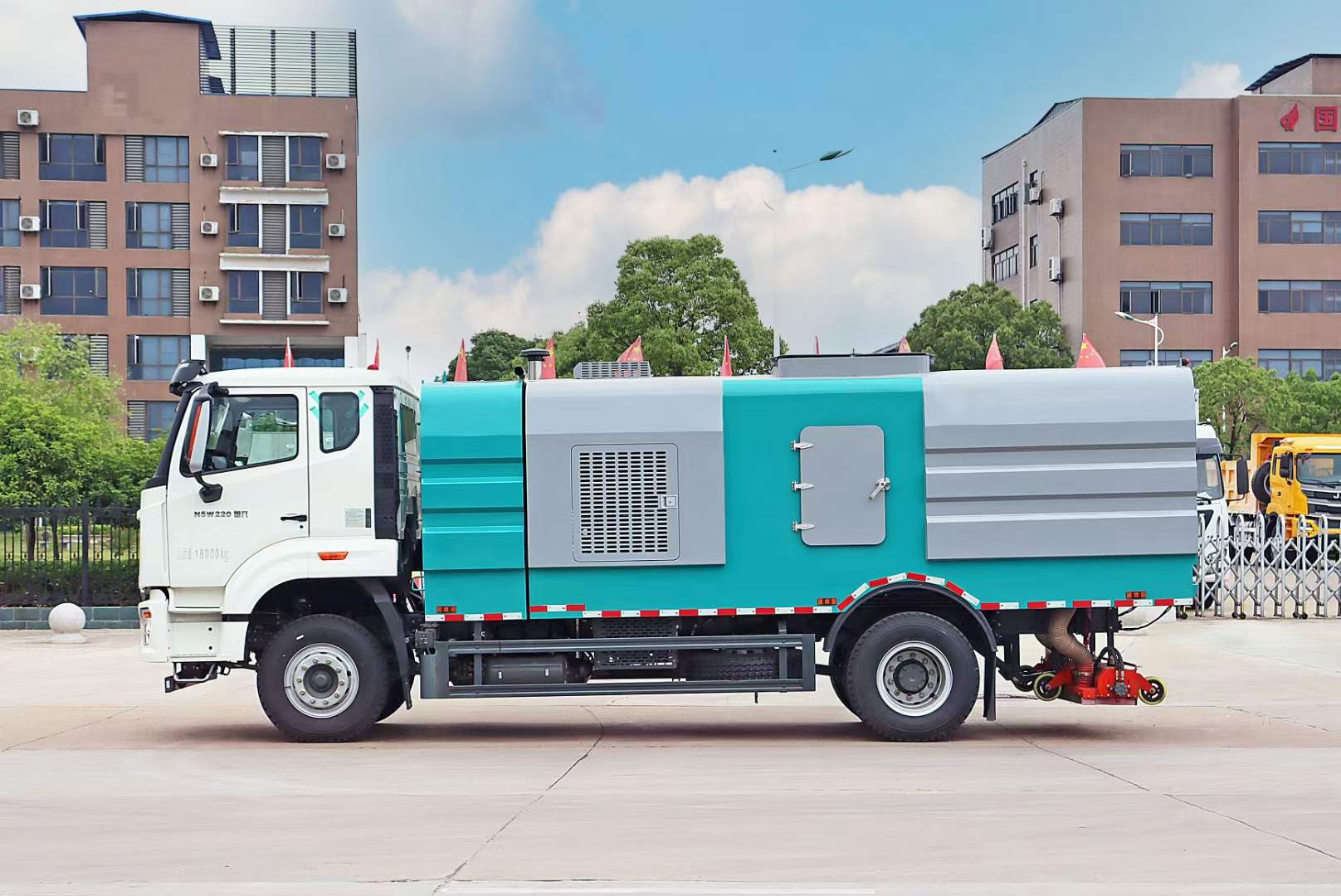 �����������m܇(ch��)-����18�����m܇(ch��)