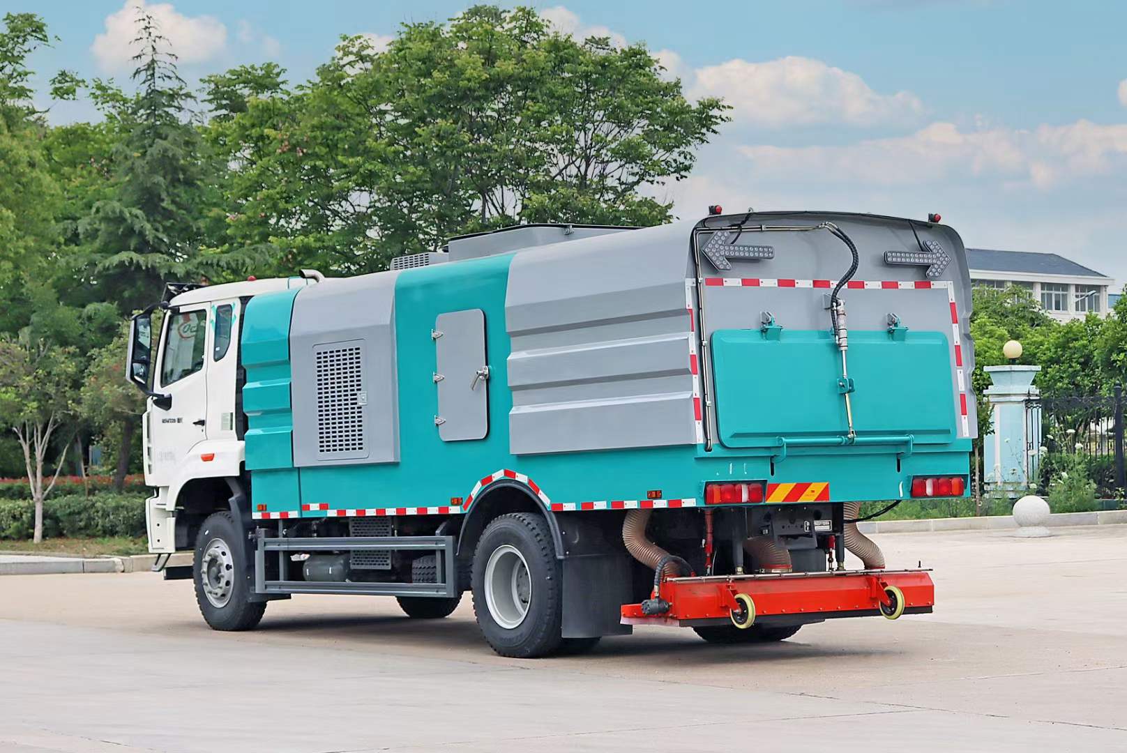 �����������m܇(ch��)-����18�����m܇(ch��)