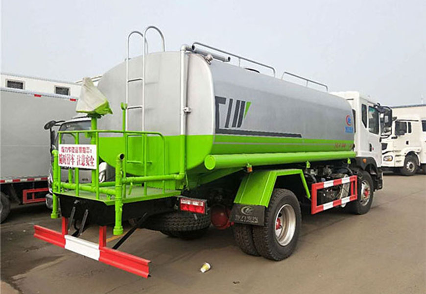 �|�L(f��ng)12����ˮ܇��չʾ�D